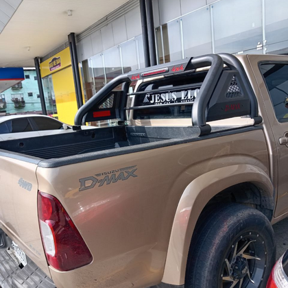 BARRA ANTIVUELCO NEGRA D-MAX 2023