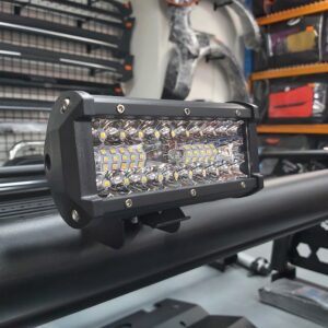 LED LIGHT-12V-80V-40LEDS-STABLE WHITE-YELLOW LIGHT