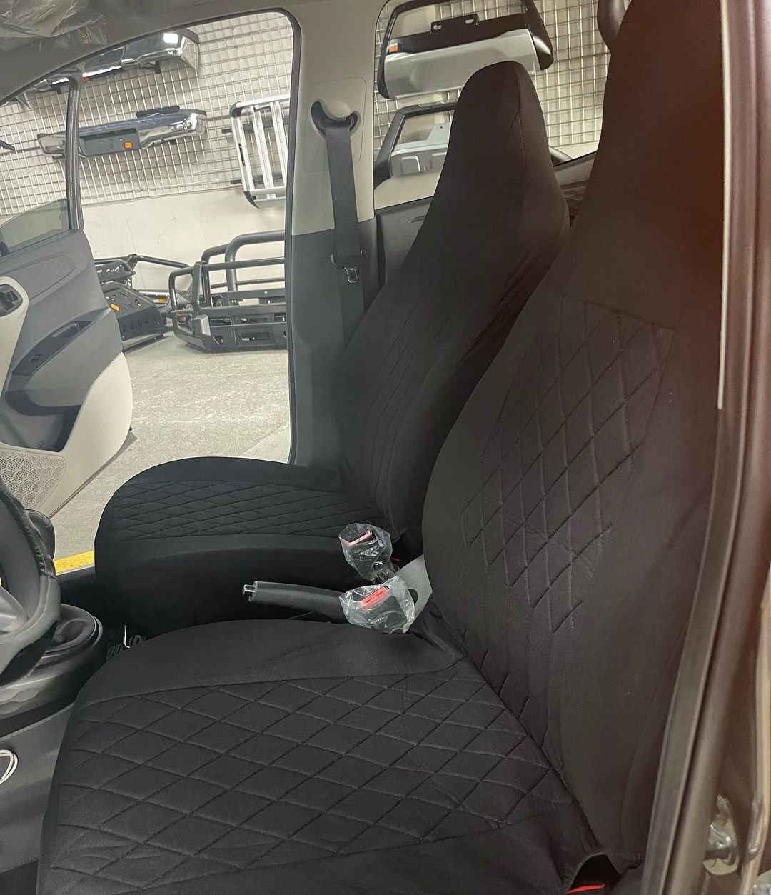 FORRO DE ASIENTO POLIESTER DE BUTACA NEGRO - Image 2