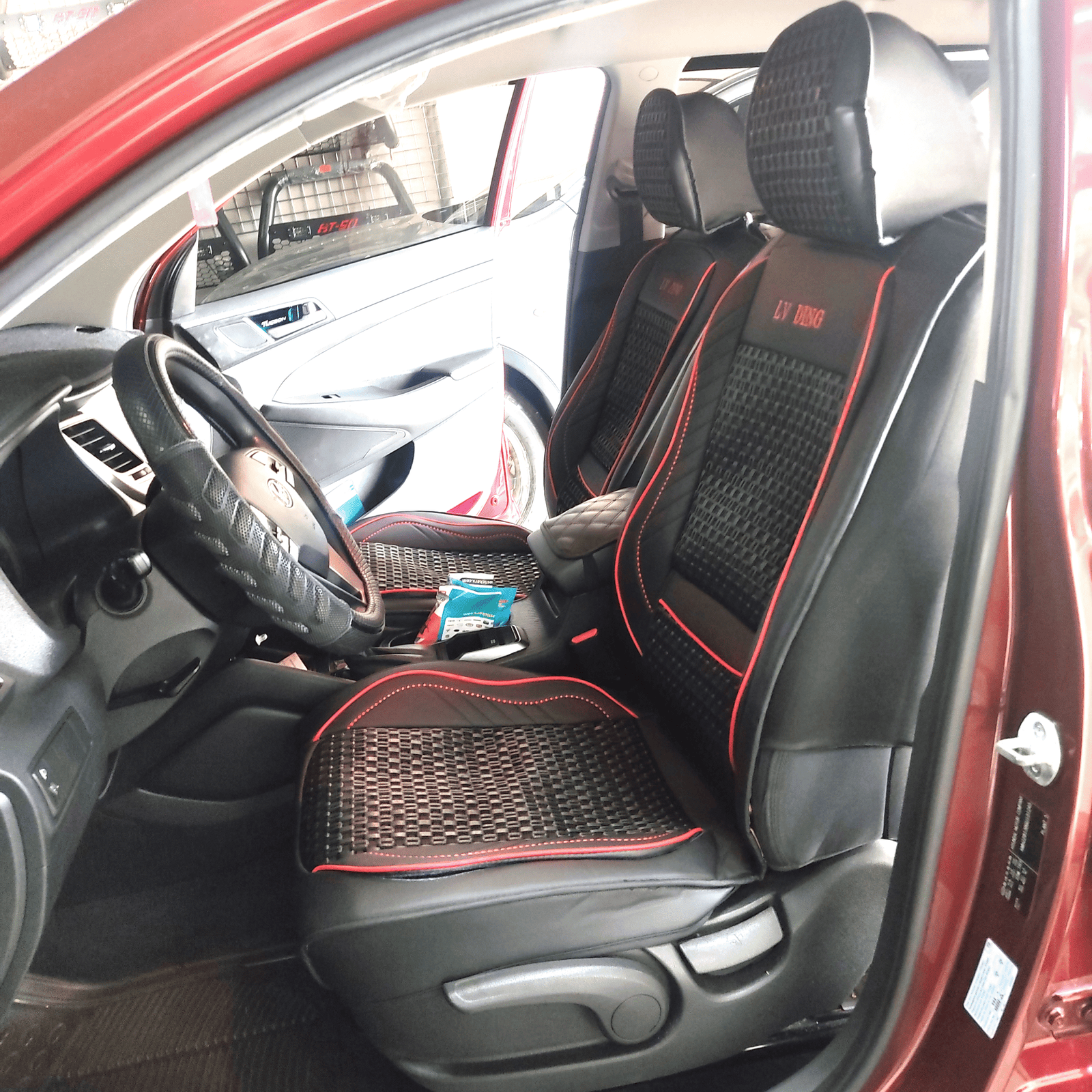 FORRO DE ASIENTO CUERINA-ICE SILK- NEGRO-ROJO