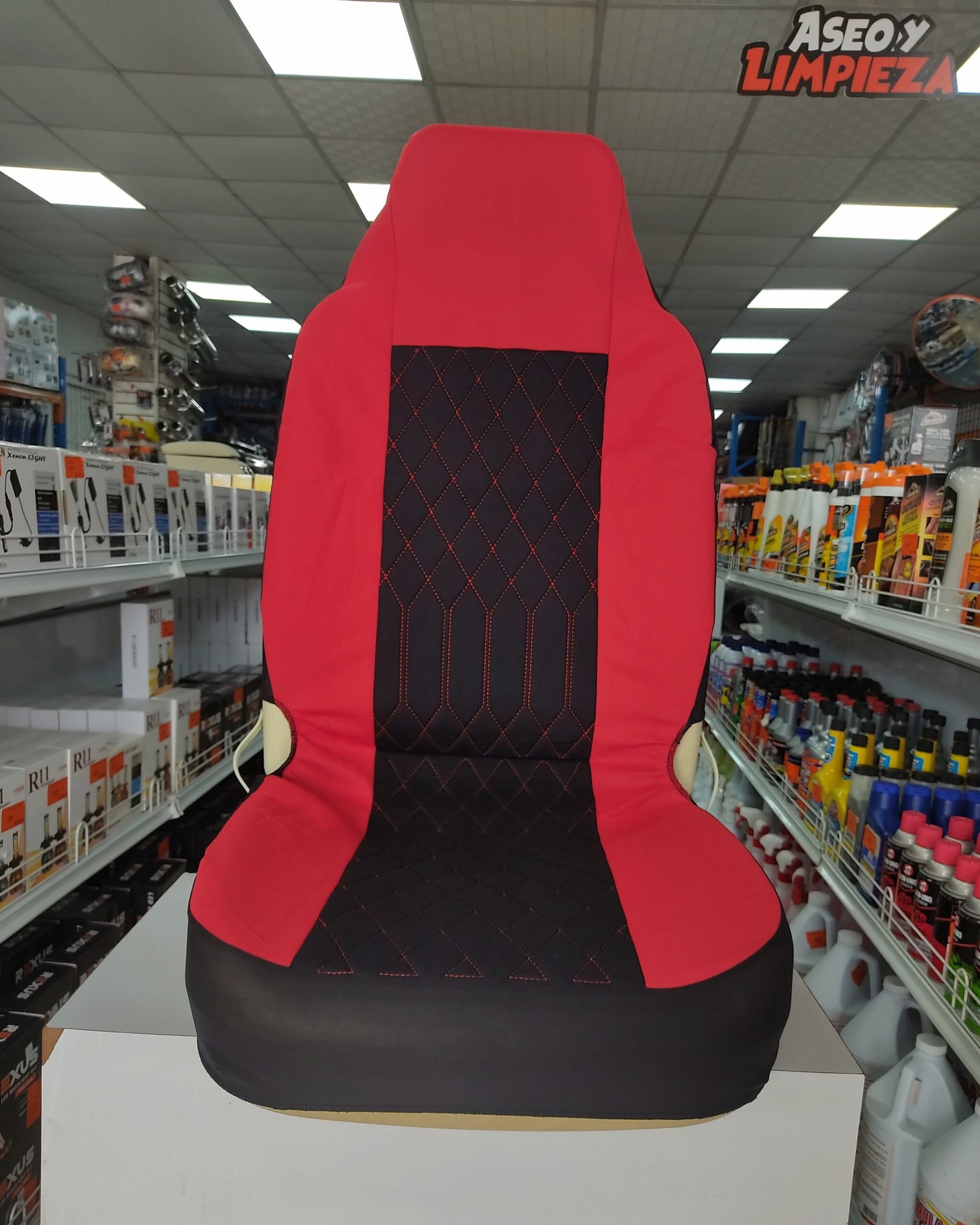 FORRO DE ASIENTO POLIESTER NEGRO-ROJO BUTACA