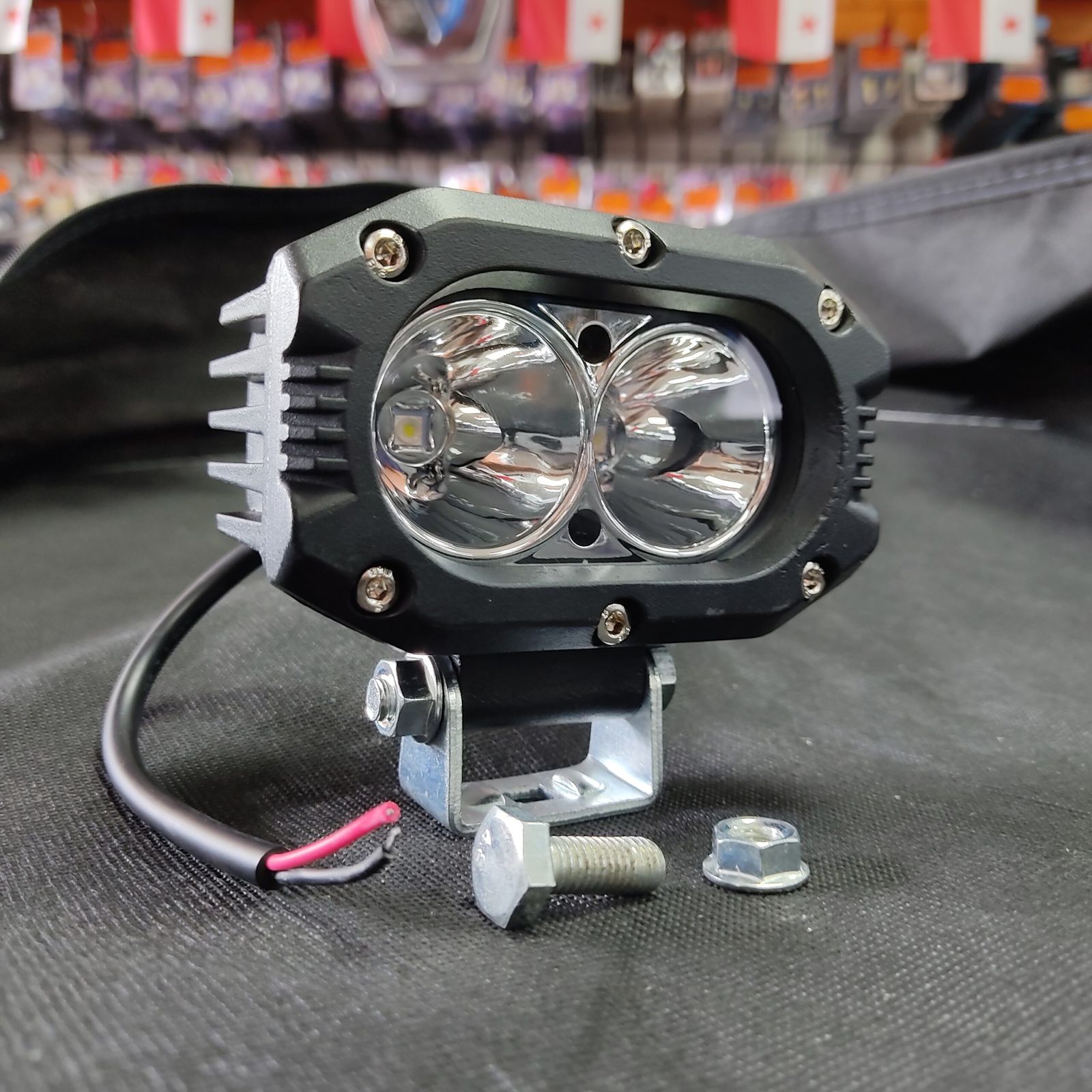 WORKING LED TIPO REVERSA 20- MT09