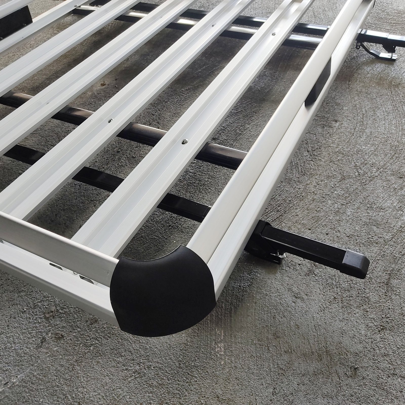 PARRILLA PORTAEQUIPAJE EN ALUM REFORZADA 55x41" - Image 2