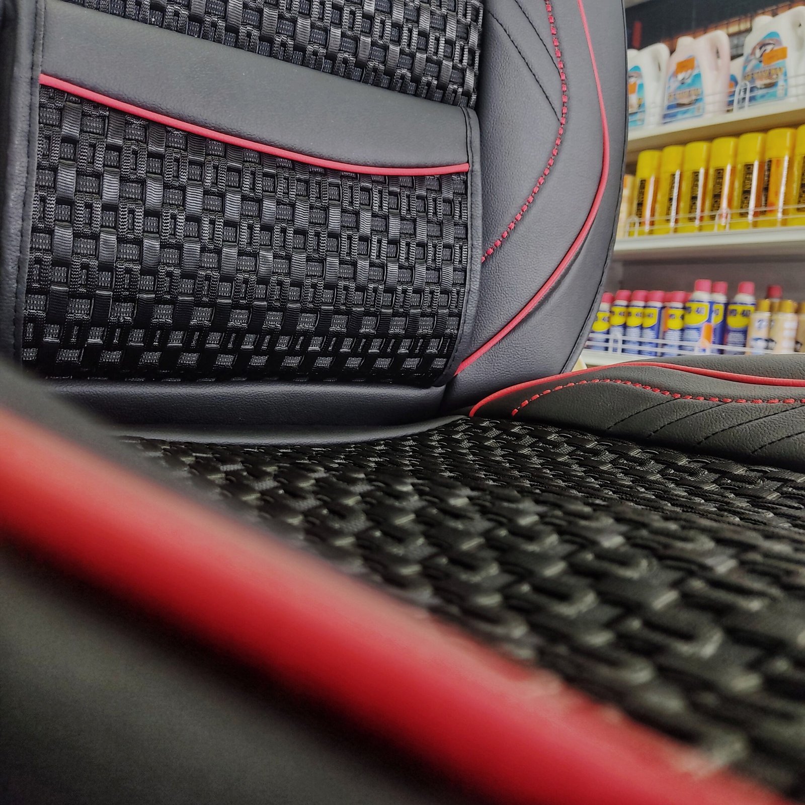 FORRO DE ASIENTO CUERINA-ICE SILK- NEGRO-ROJO - Image 6