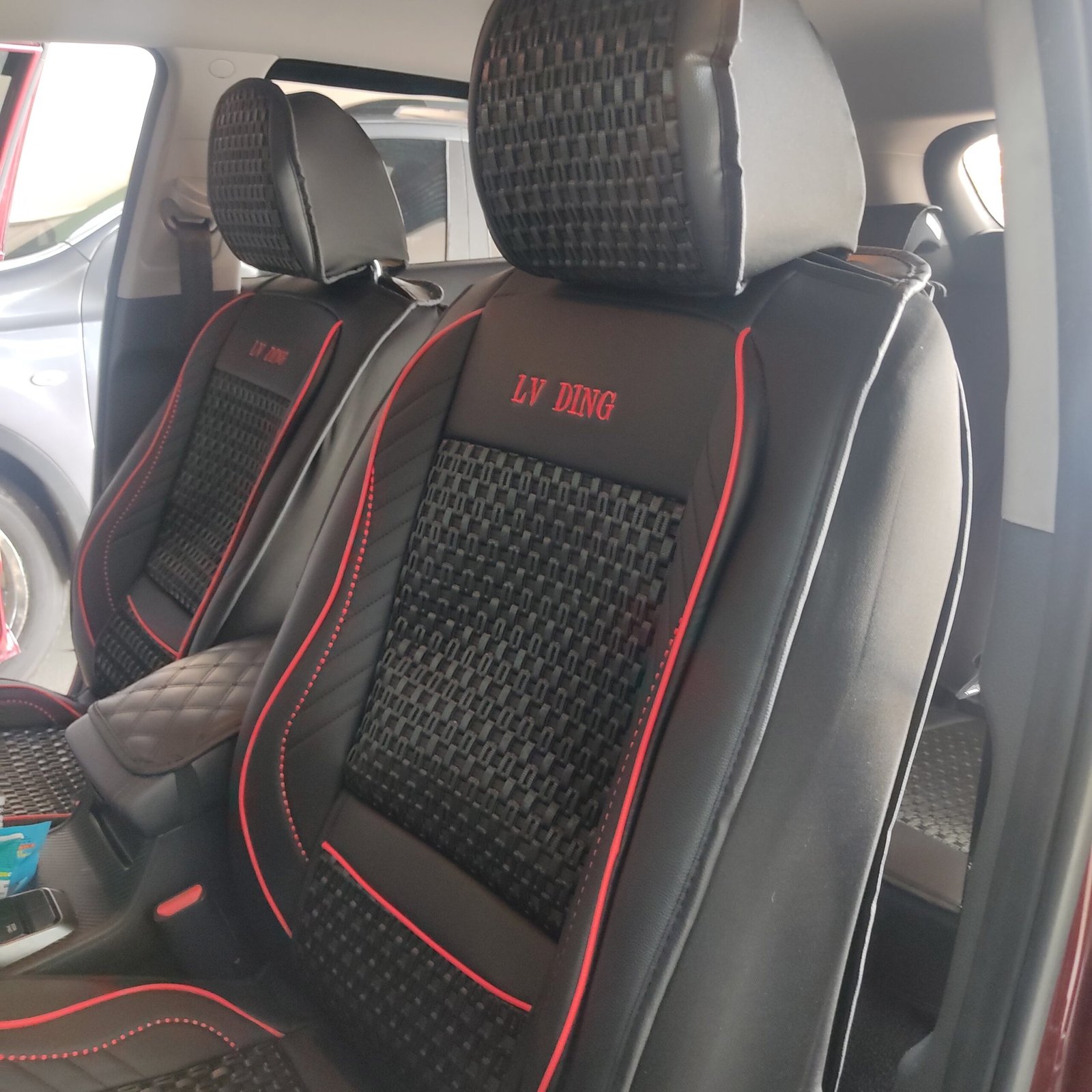 FORRO DE ASIENTO CUERINA-ICE SILK- NEGRO-ROJO - Image 3